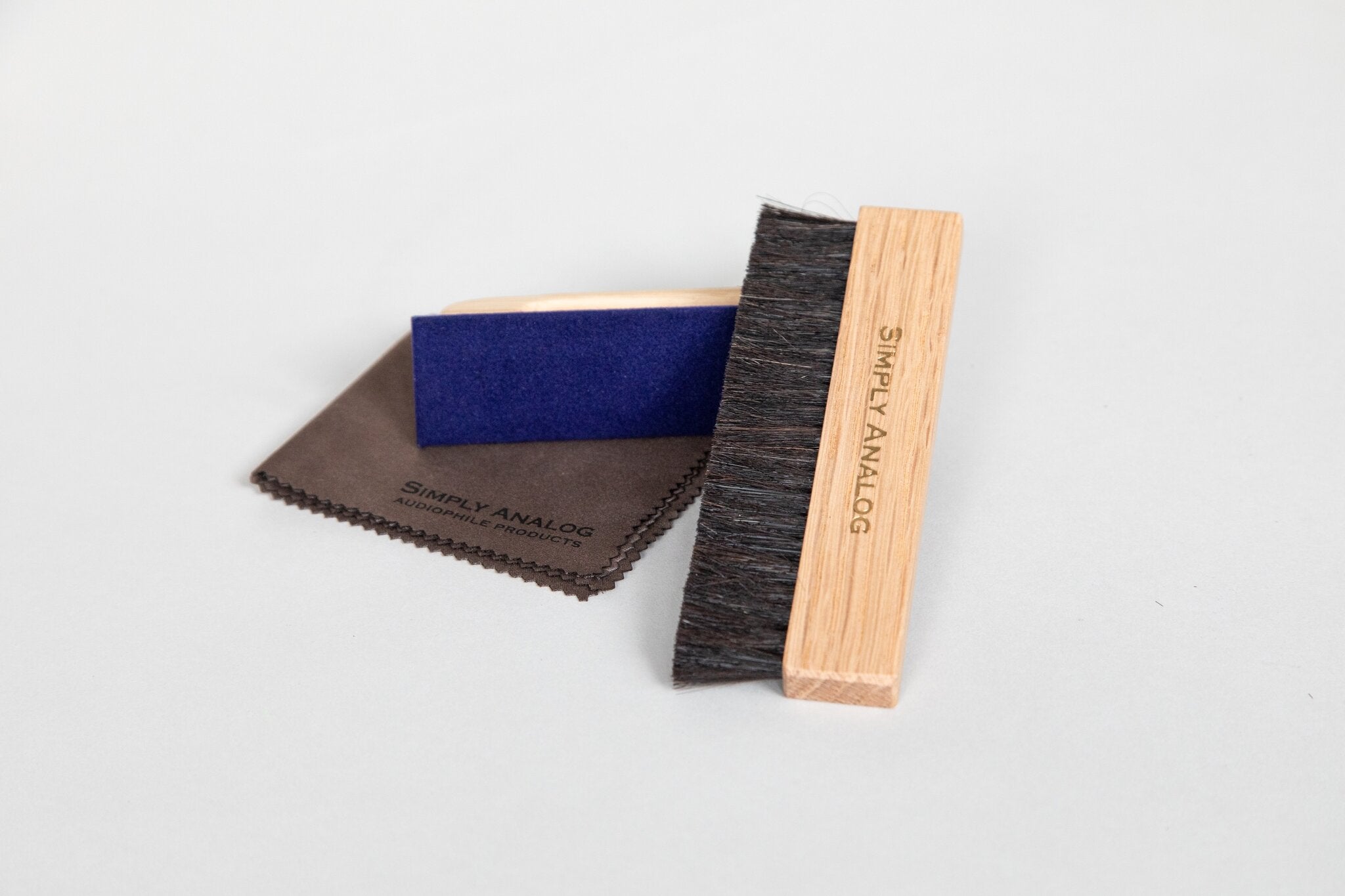Simply Analog Vinyl Cleaning Boxset: Bürsten und Reinigungstuch